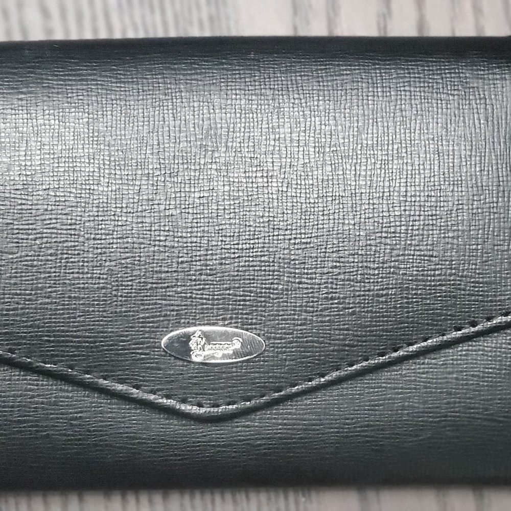 New Royce Leather Luxury Travel Passport Document and Currency Organizer